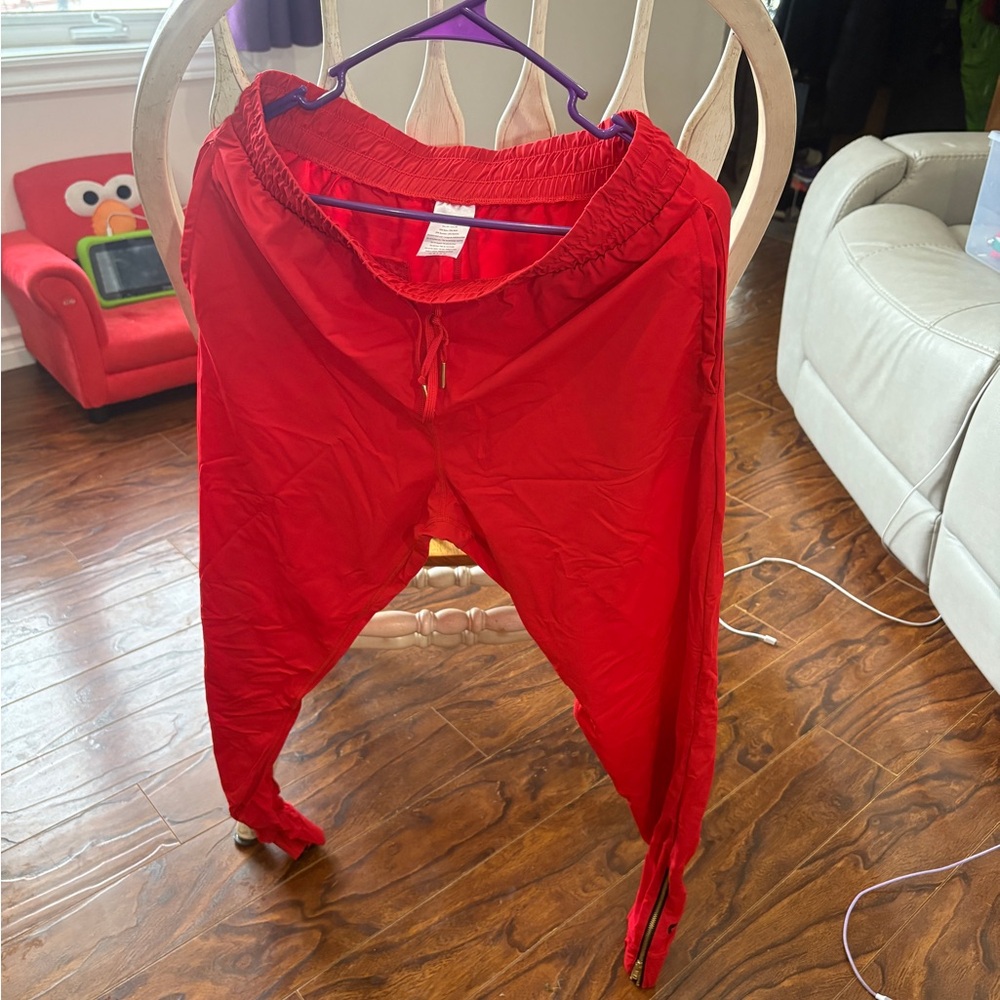 Vibrant Red Zyia Pants